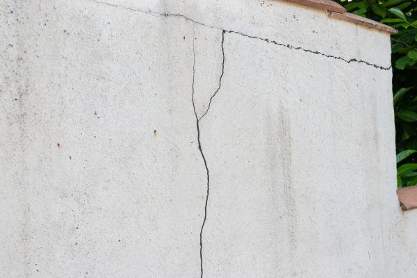 Foundation Crack Patching in Fort Worth